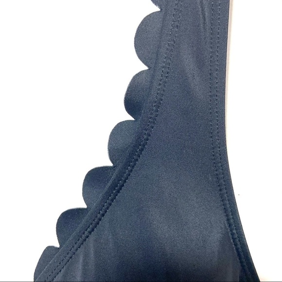 Swimsuits For All 1pc Scallop Halter V Neck Halter - Picture 7 of 10